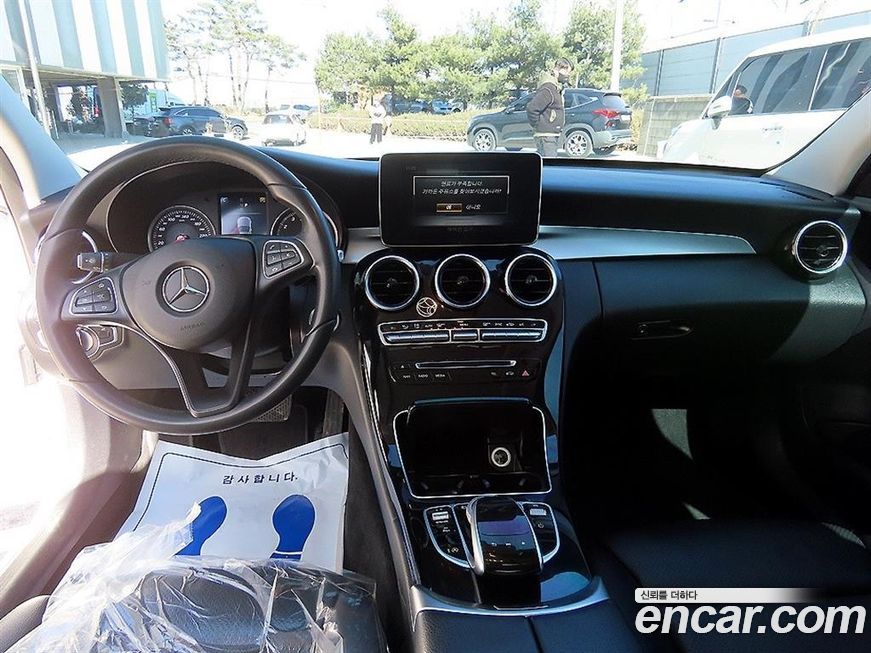 Mercedes-Benz C-Class 2018