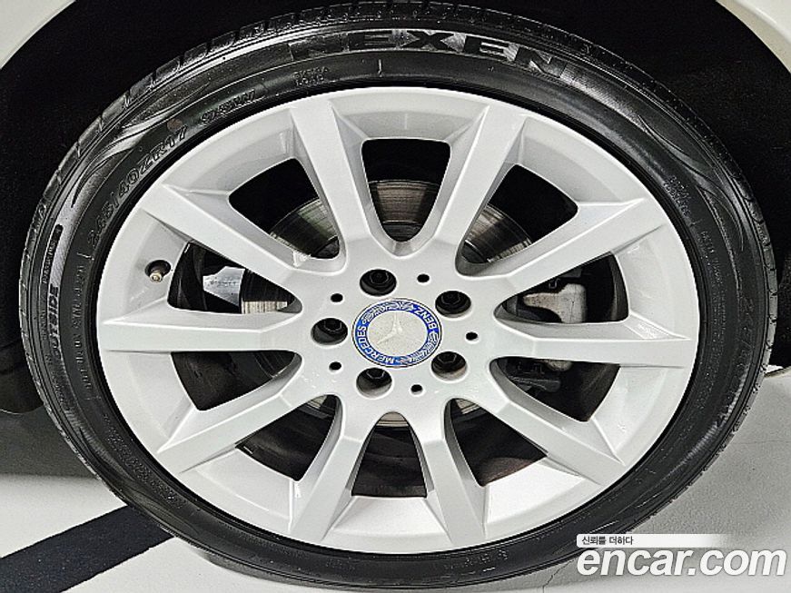 Mercedes-Benz SLK-Class 2013