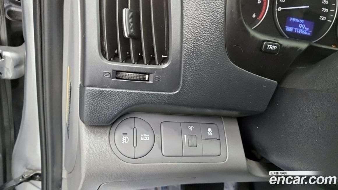 Hyundai Starex 2021