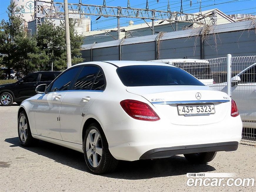 Mercedes-Benz C-Class 2018