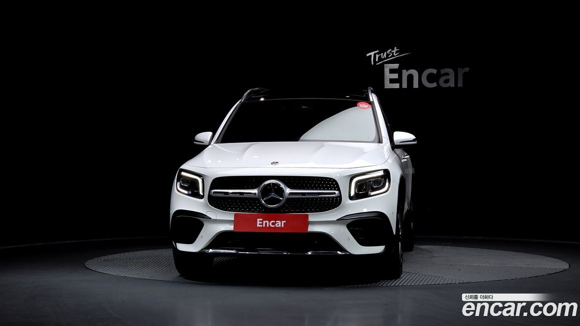 Mercedes-Benz GLB-Class 2021
