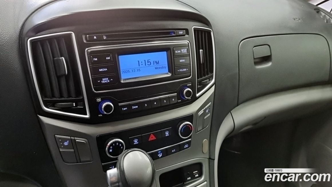 Hyundai Starex 2021