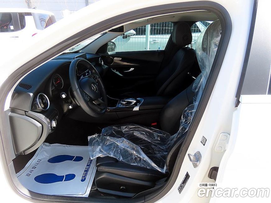 Mercedes-Benz C-Class 2018