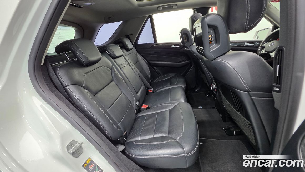 Mercedes-Benz M-class 2015