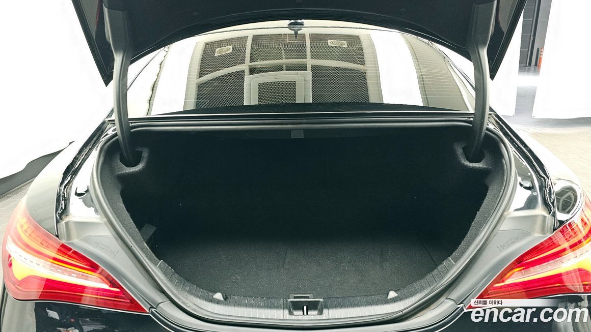 Mercedes-Benz CLA-Class 2018
