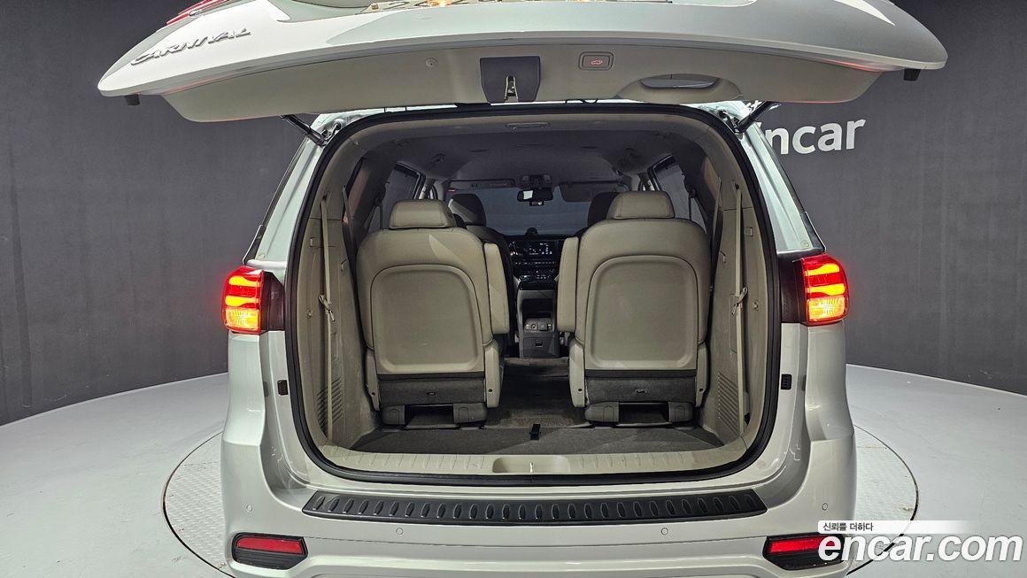 Kia Canival 2019