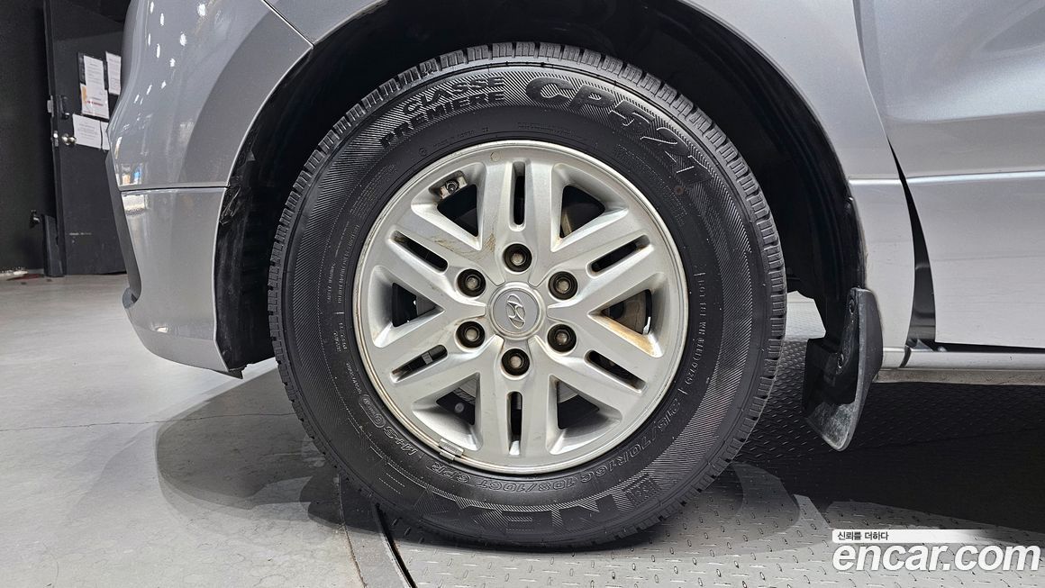 Hyundai Starex 2021