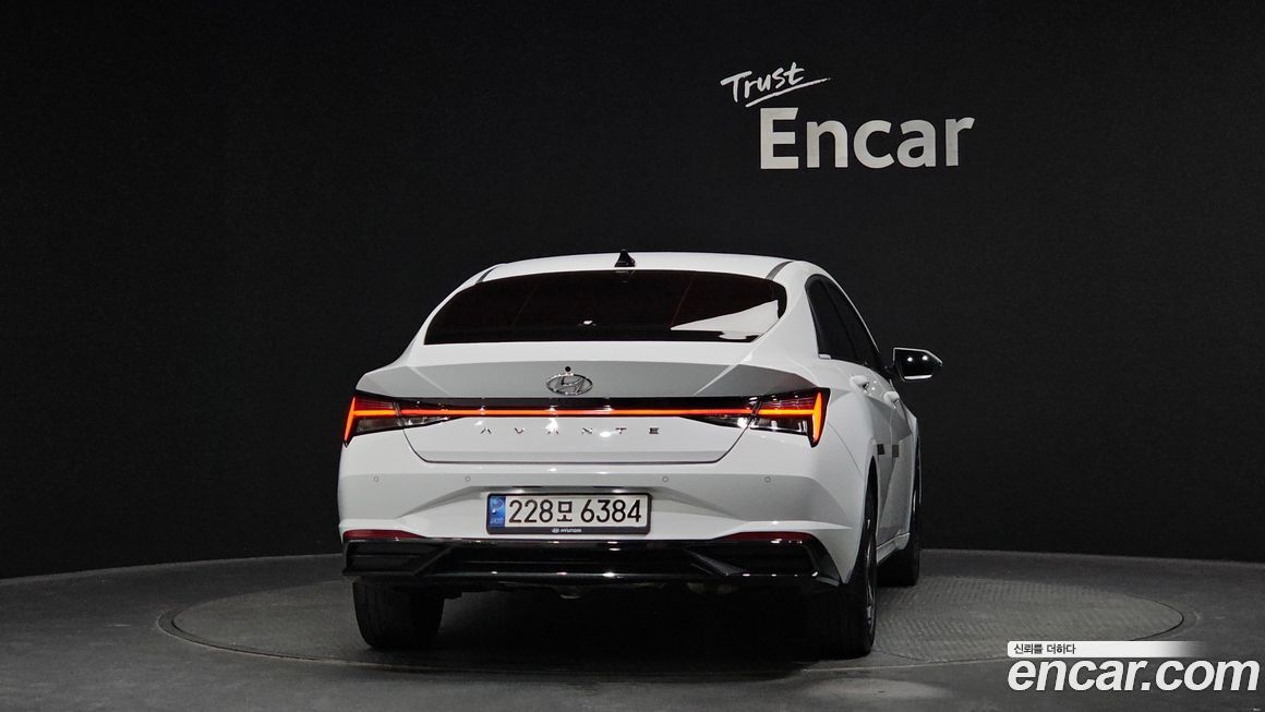 Hyundai AVANTE 2022