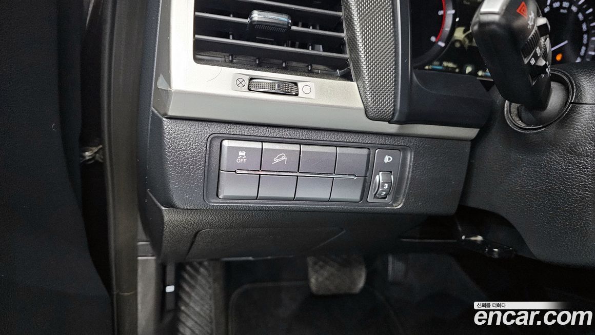 KG_Mobility_Ssangyong Rexton 2019