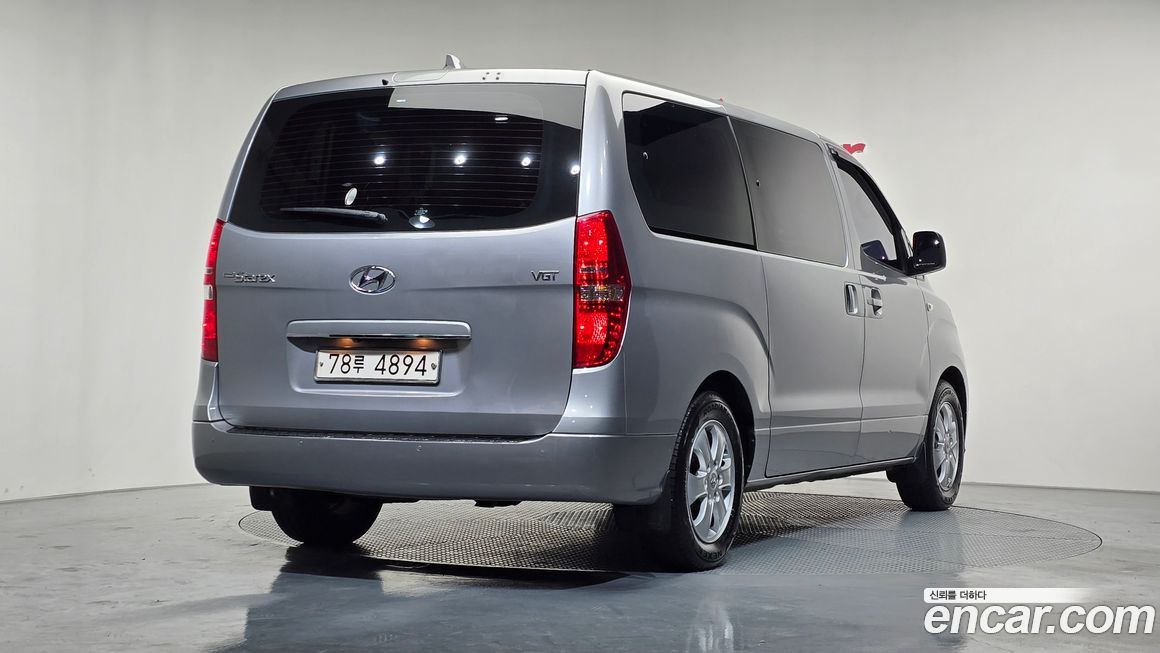 Hyundai Starex 2019