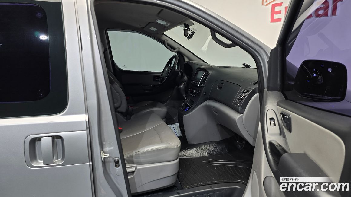 Hyundai Starex 2019