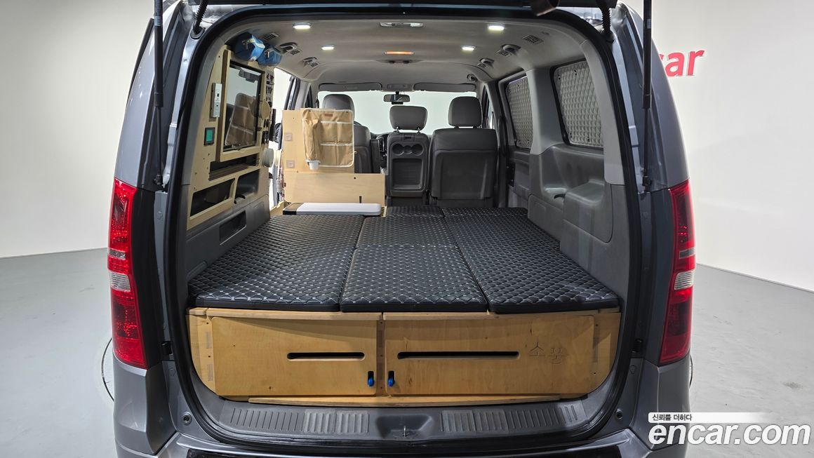 Hyundai Starex 2019