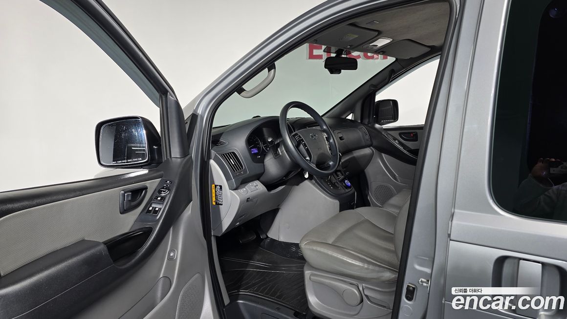 Hyundai Starex 2019