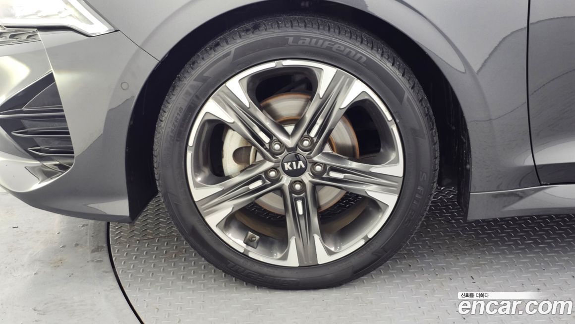 Kia K5 2021