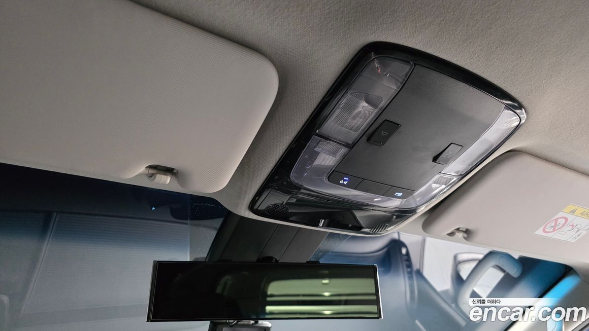 Hyundai Staria 2023