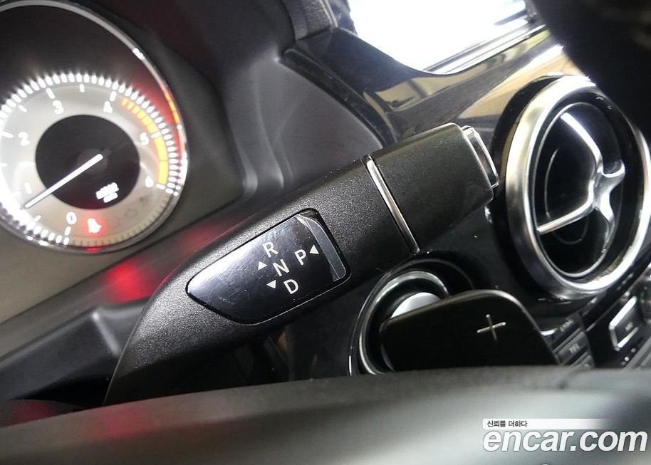 Mercedes-Benz GLK-Class 2013