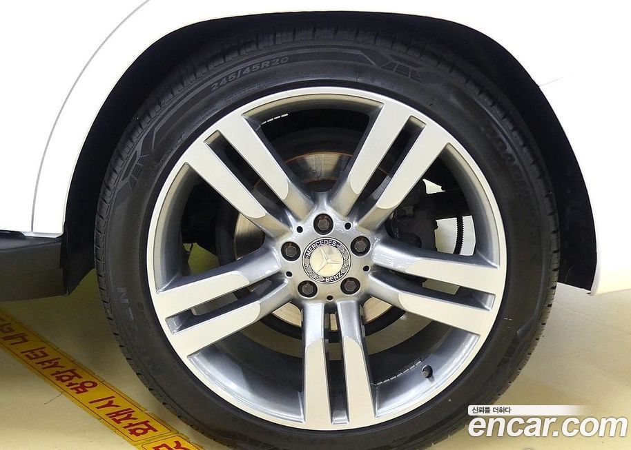 Mercedes-Benz GLK-Class 2013