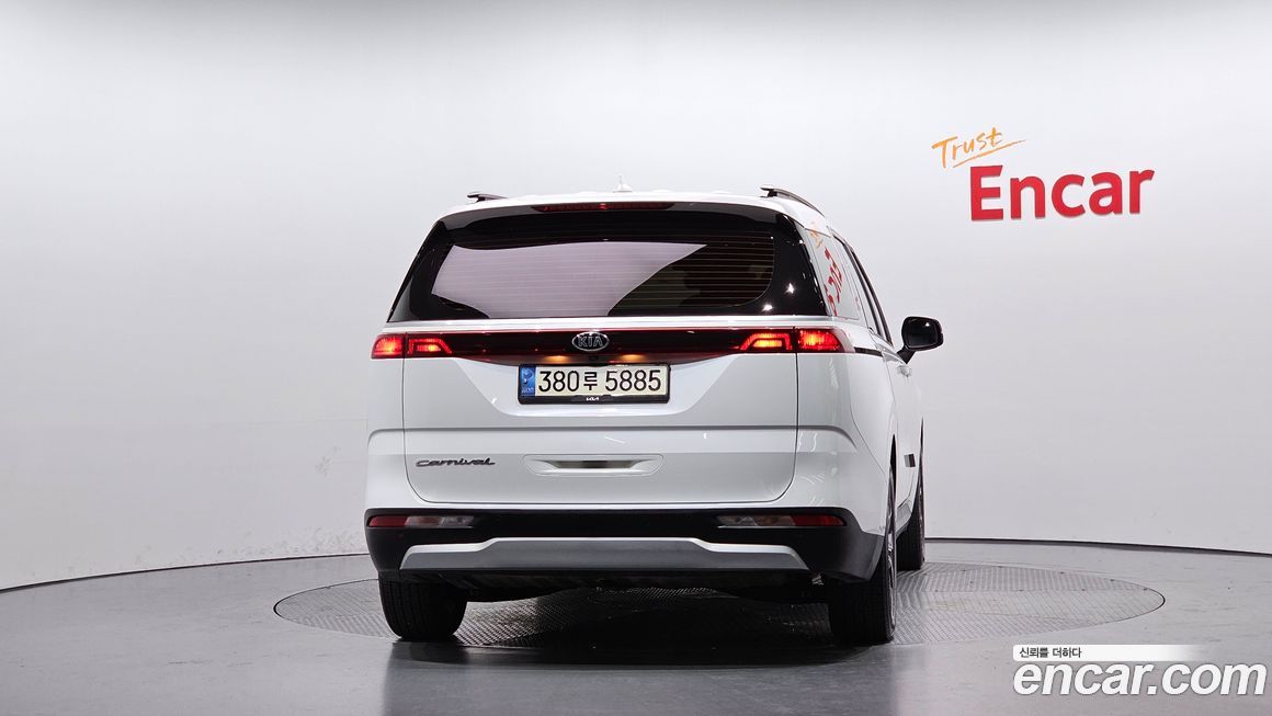 Kia Canival 2021