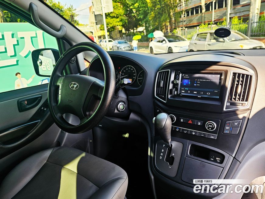 Hyundai Starex 2021