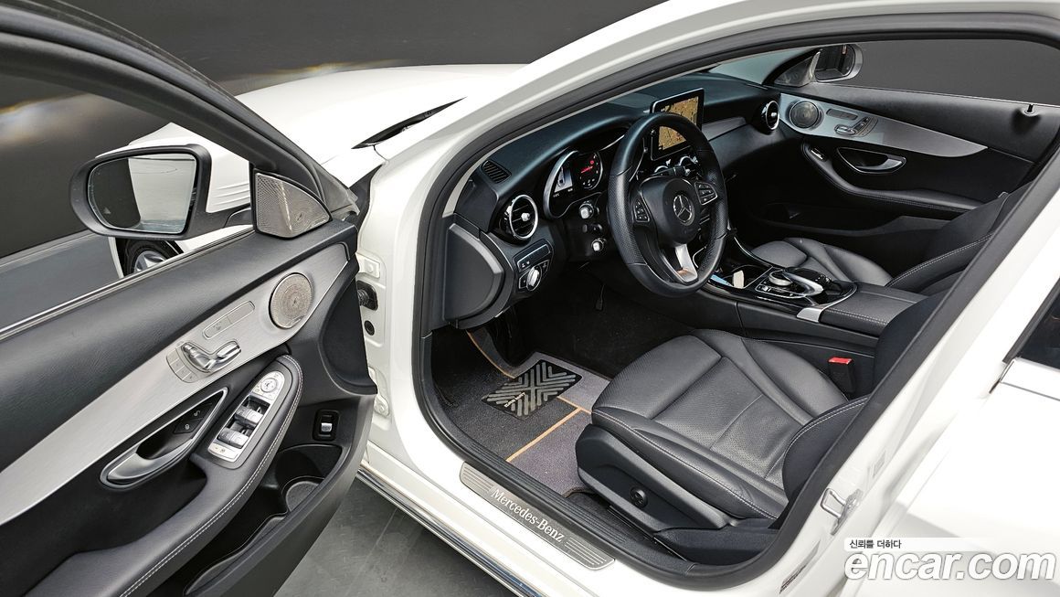 Mercedes-Benz C-Class 2018