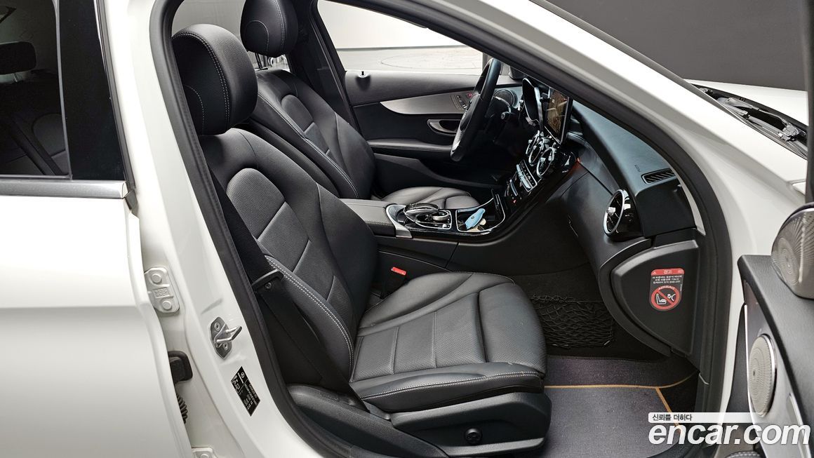 Mercedes-Benz C-Class 2018