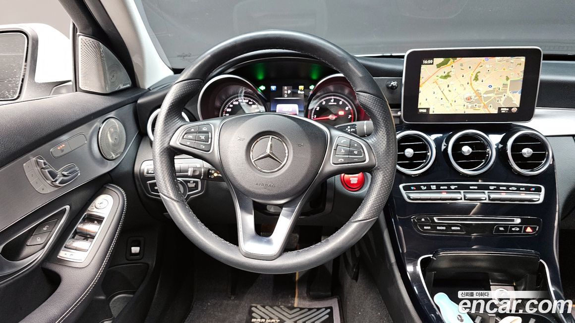 Mercedes-Benz C-Class 2018