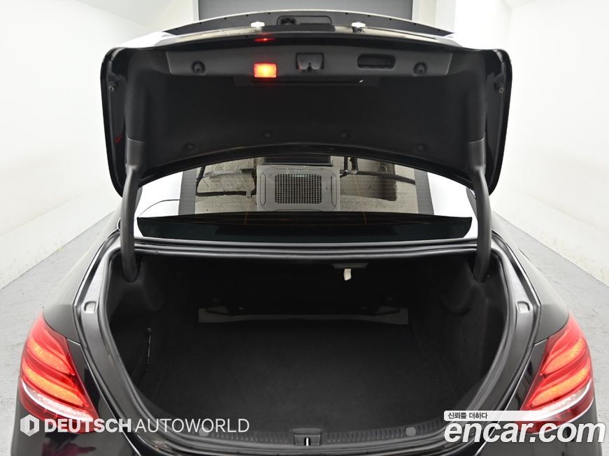 Mercedes-Benz E-Class 2018