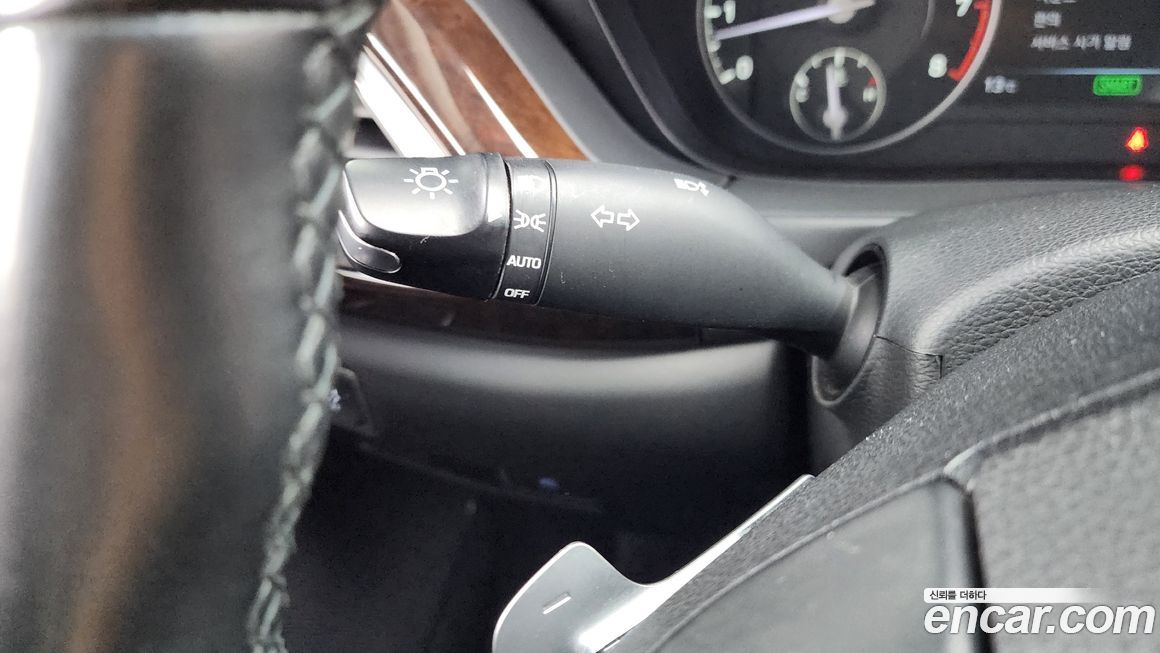 Genesis EQ900 2018