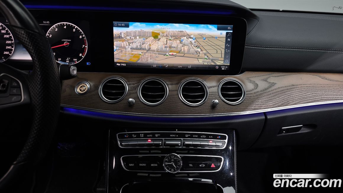 Mercedes-Benz E-Class 2018