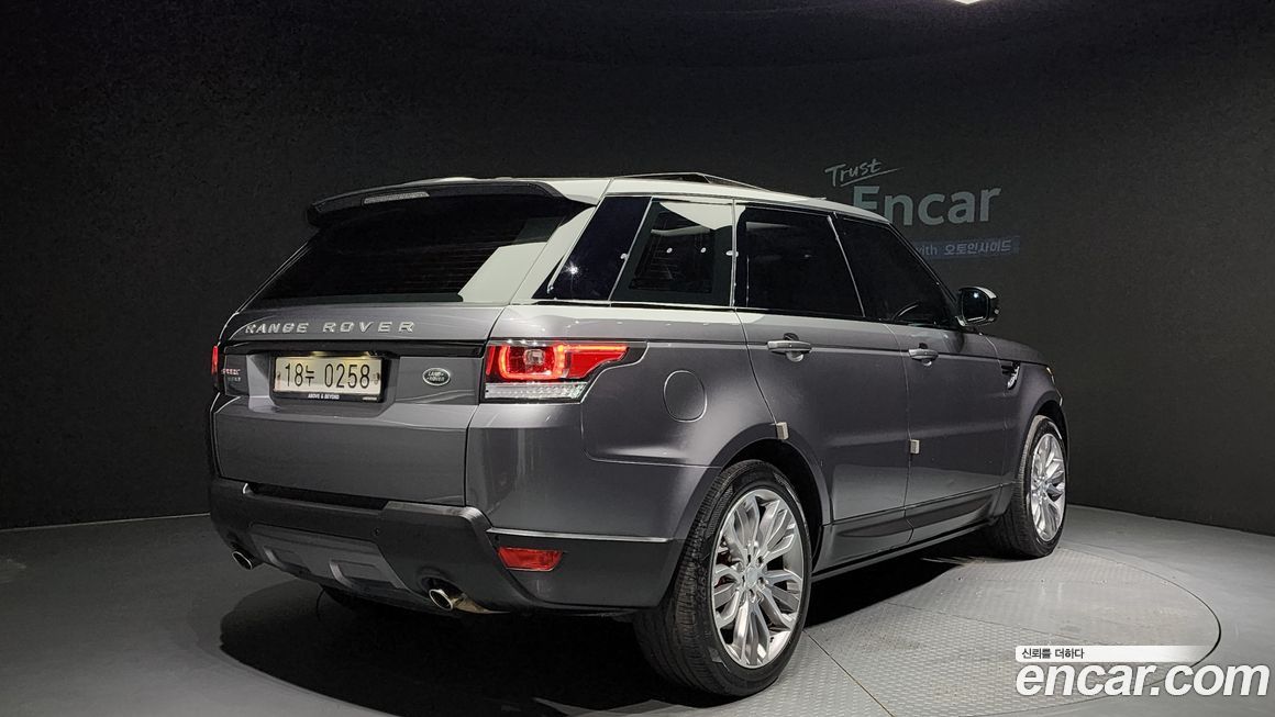 Land Rover Range Rover Sport 2016