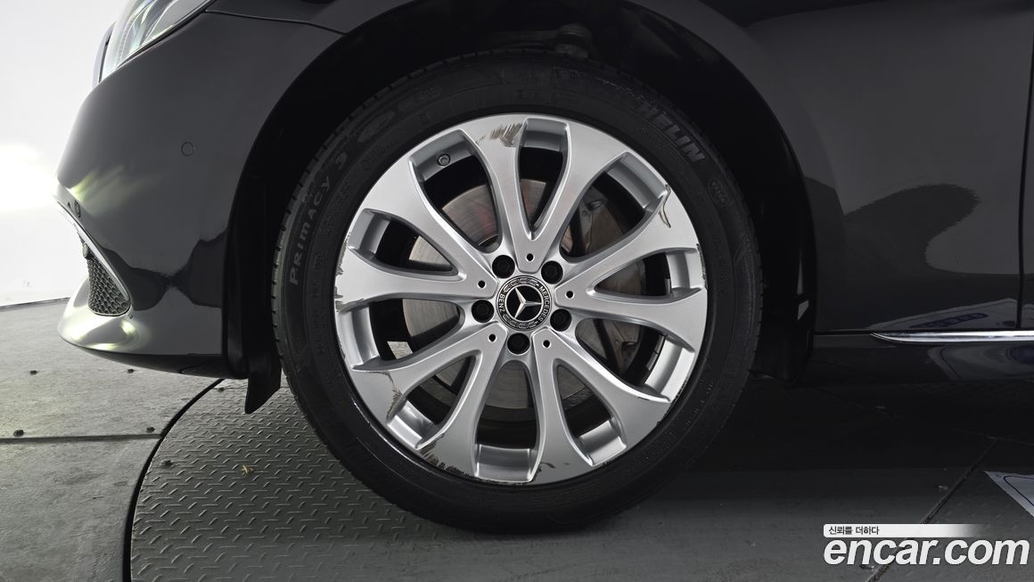 Mercedes-Benz E-Class 2018