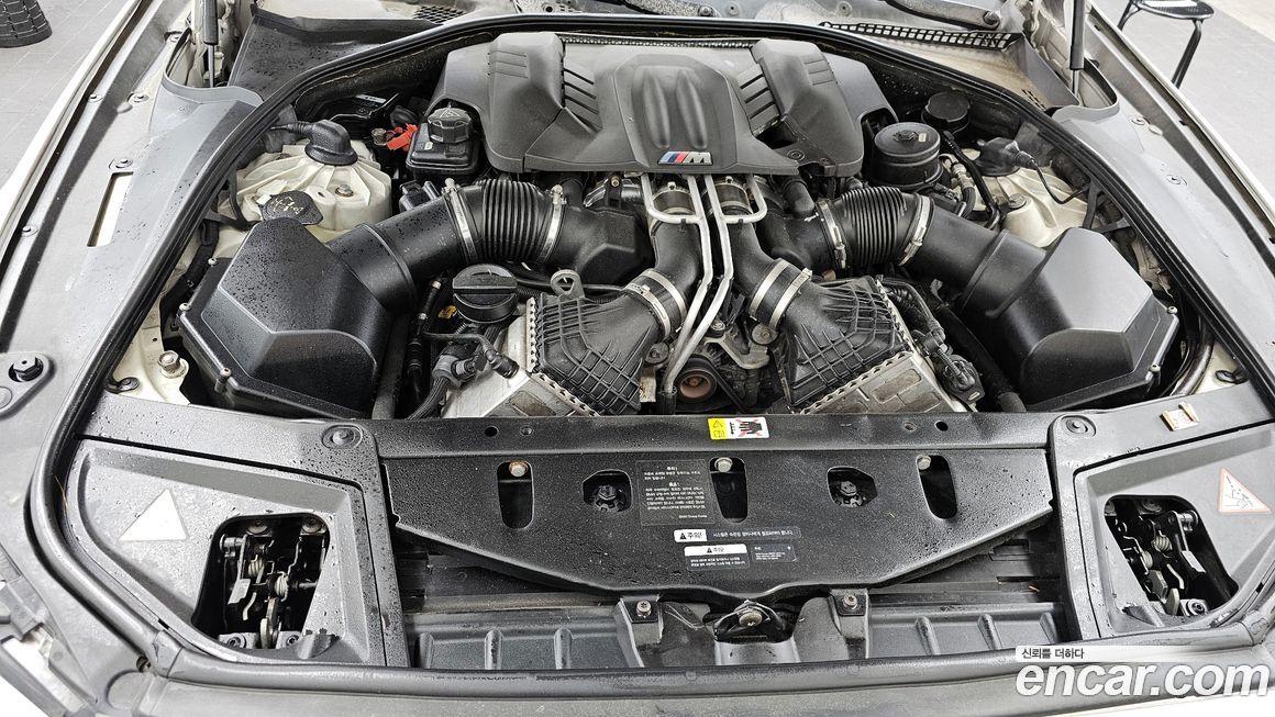 BMW M5 2012