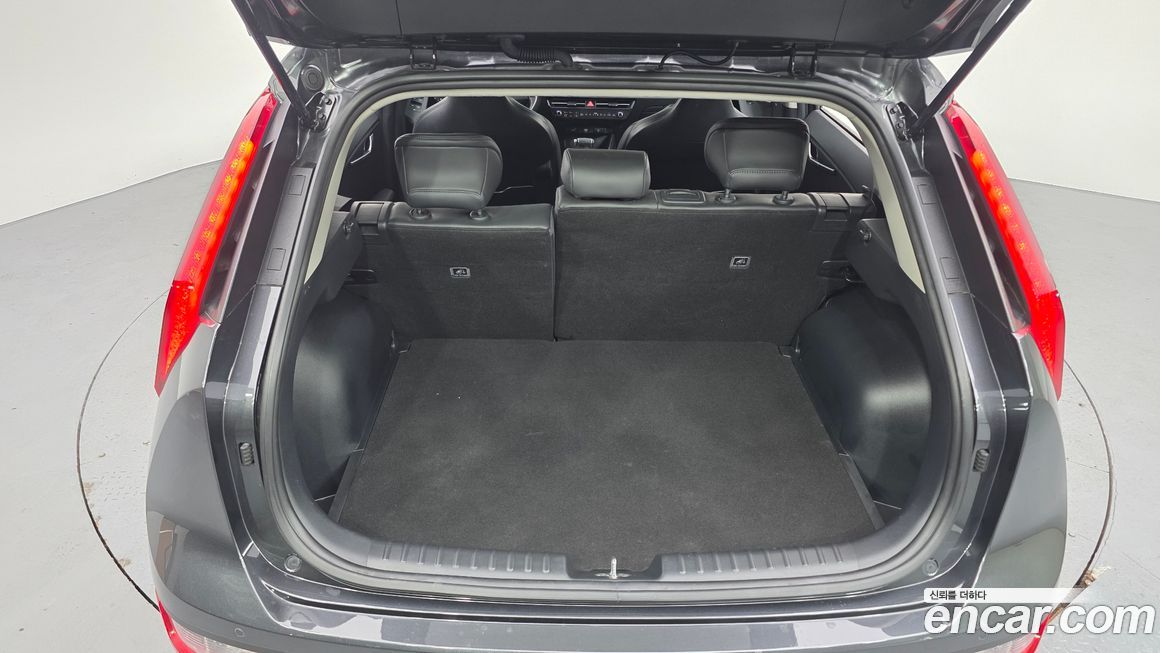 Kia Niro 2025