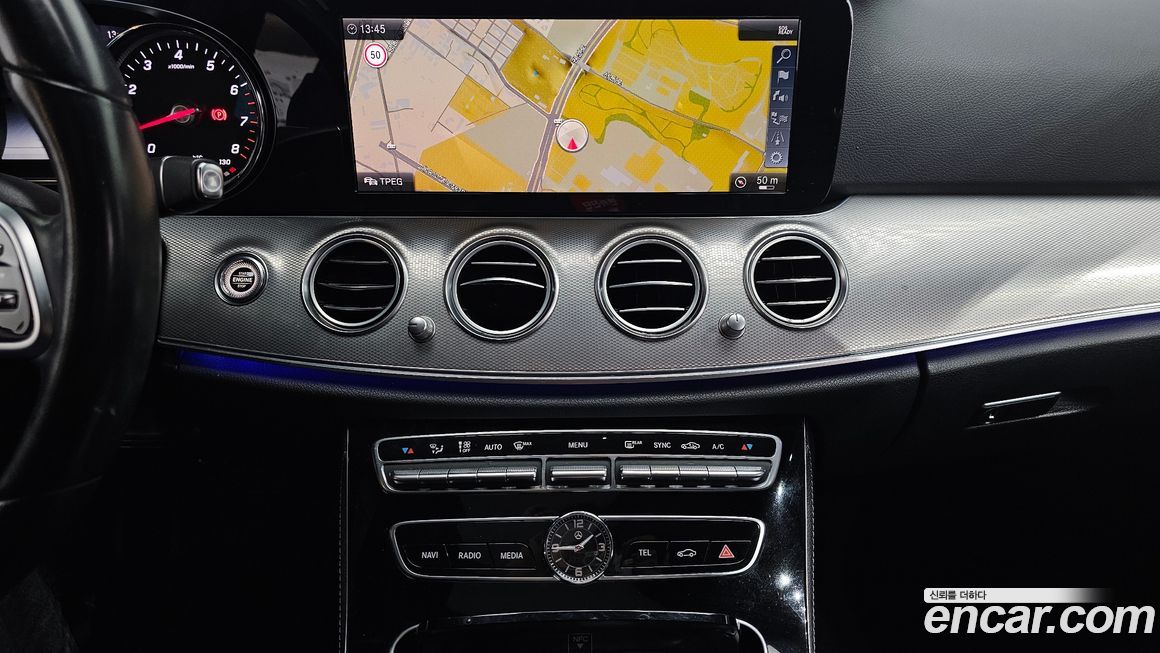 Mercedes-Benz E-Class 2019