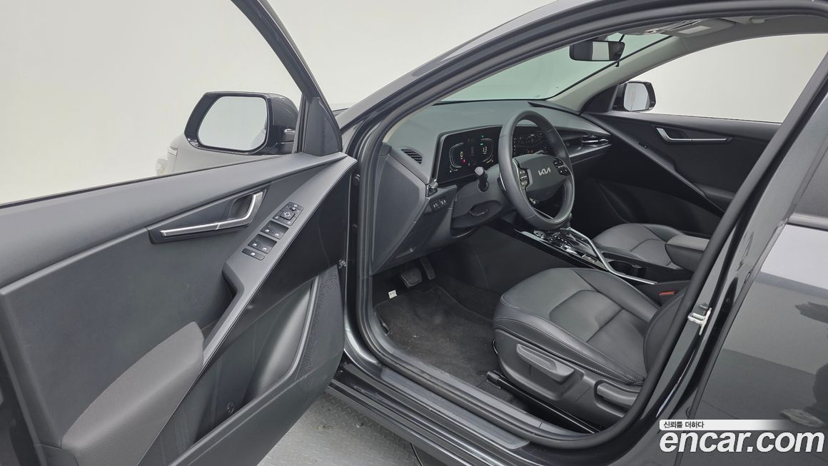 Kia Niro 2025