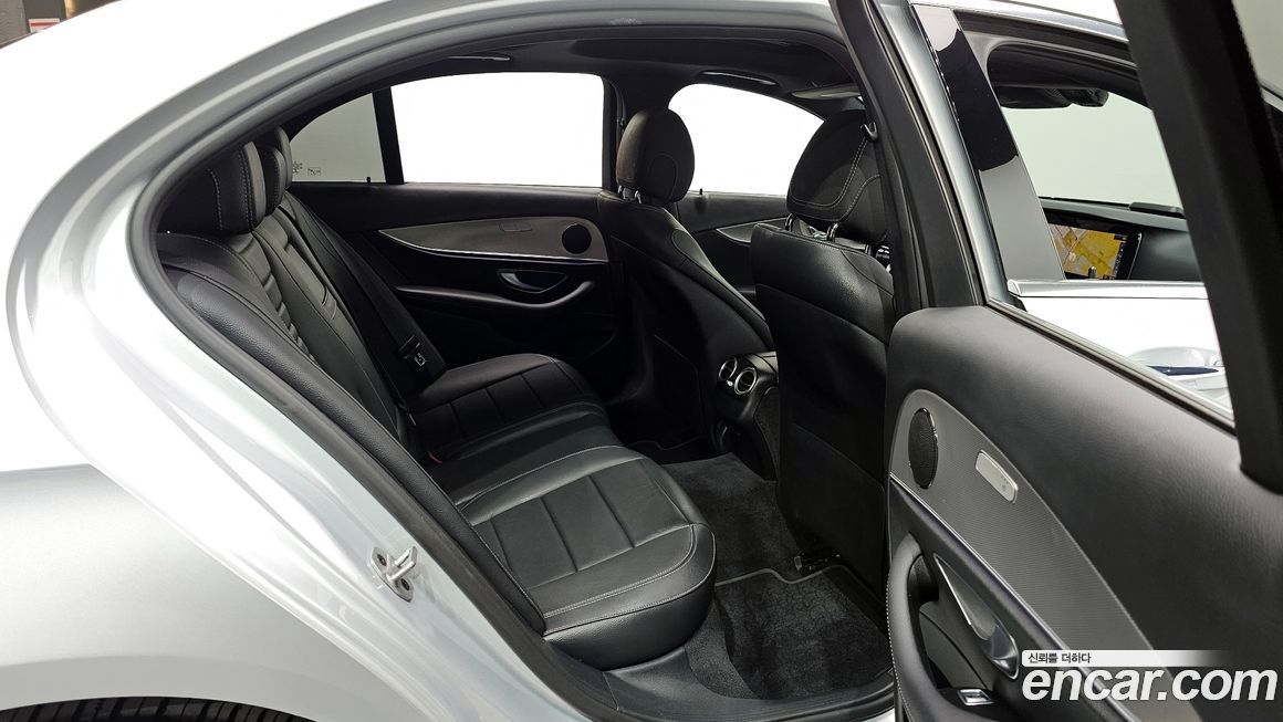 Mercedes-Benz E-Class 2019