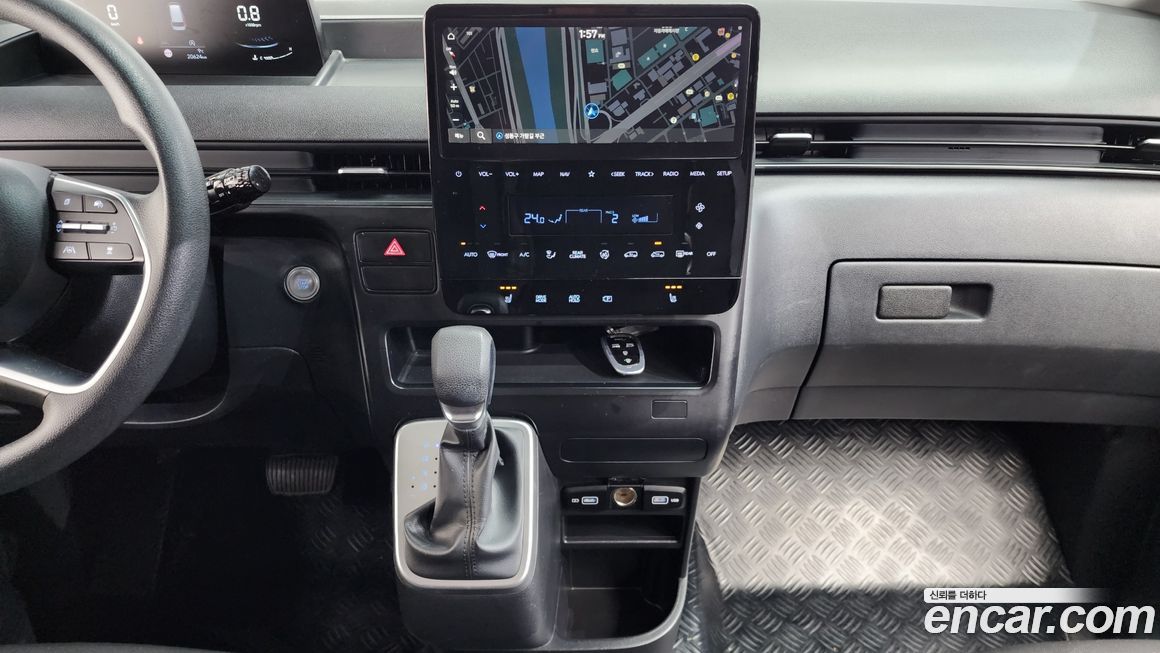 Hyundai Staria 2023
