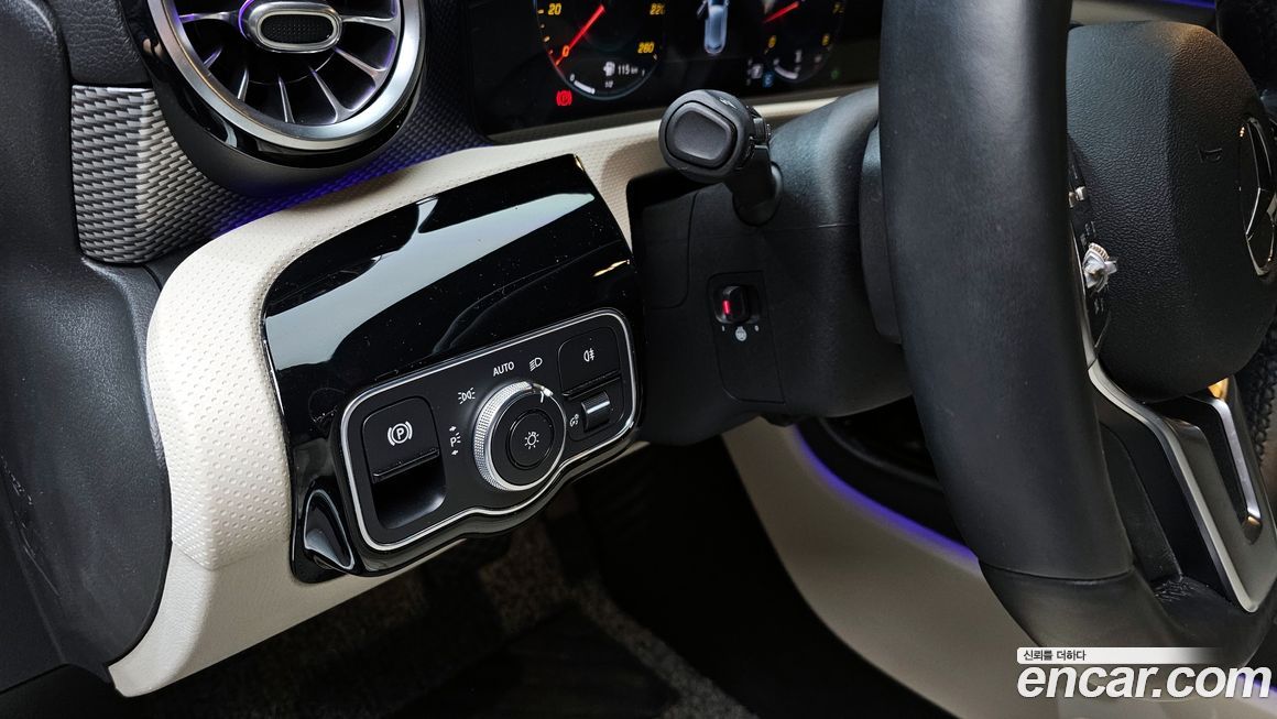 Mercedes-Benz A-Class 2021