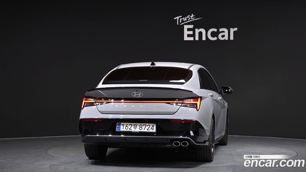 Hyundai AVANTE 2024