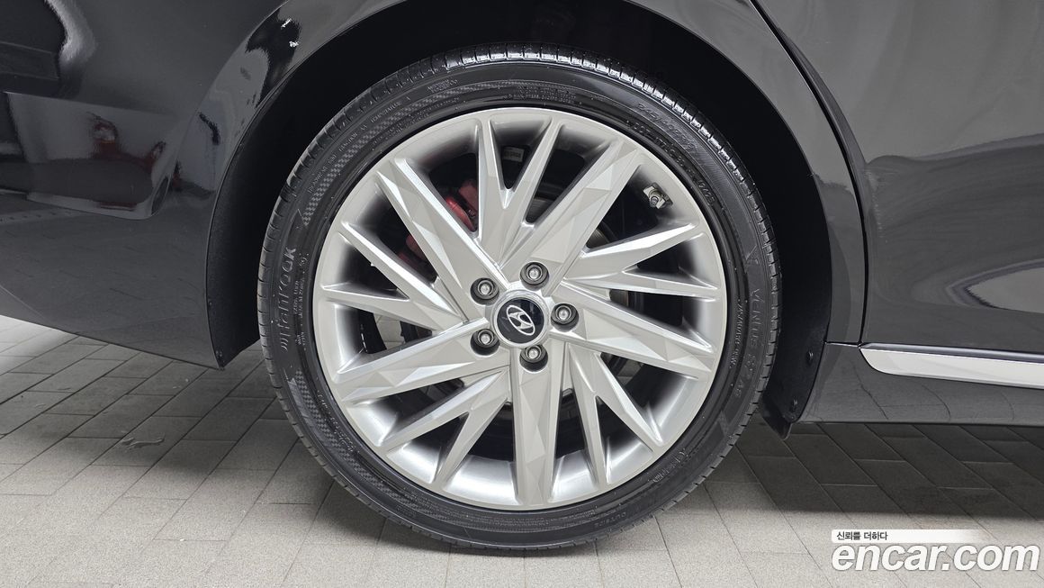 Hyundai Grandeur 2020