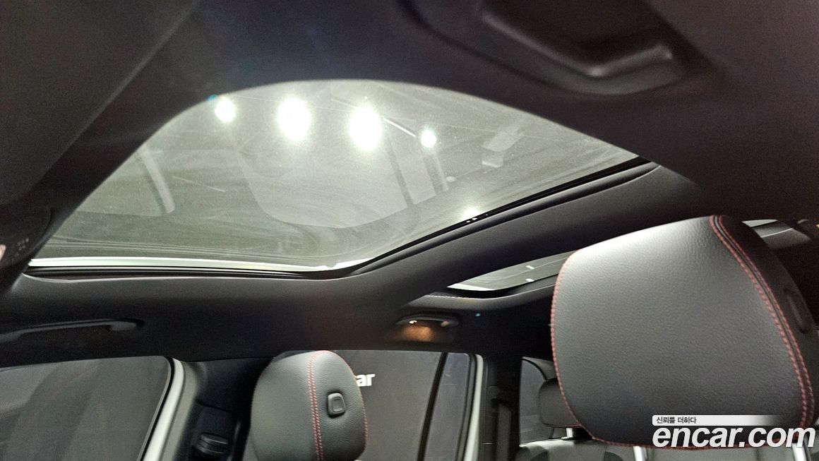 Mercedes-Benz GLB-Class 2021