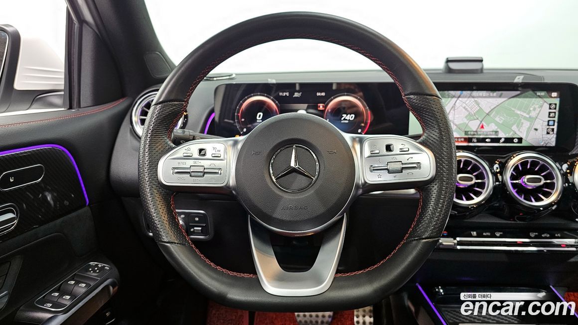 Mercedes-Benz GLB-Class 2021