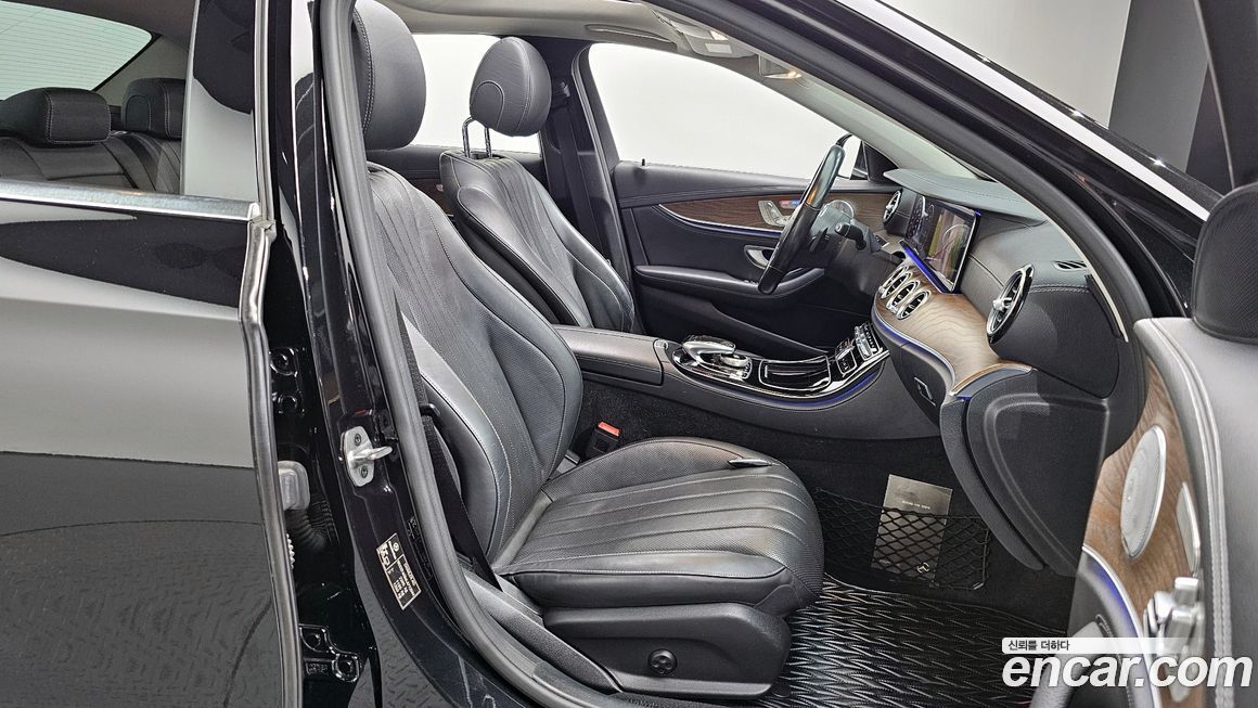 Mercedes-Benz E-Class 2020