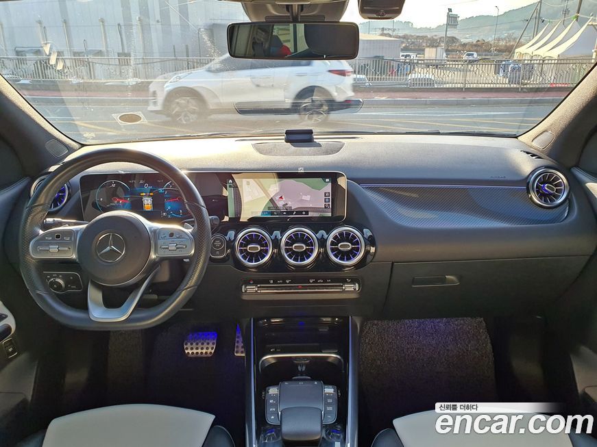 Mercedes-Benz GLA-Class 2020