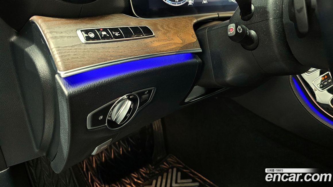 Mercedes-Benz E-Class 2020