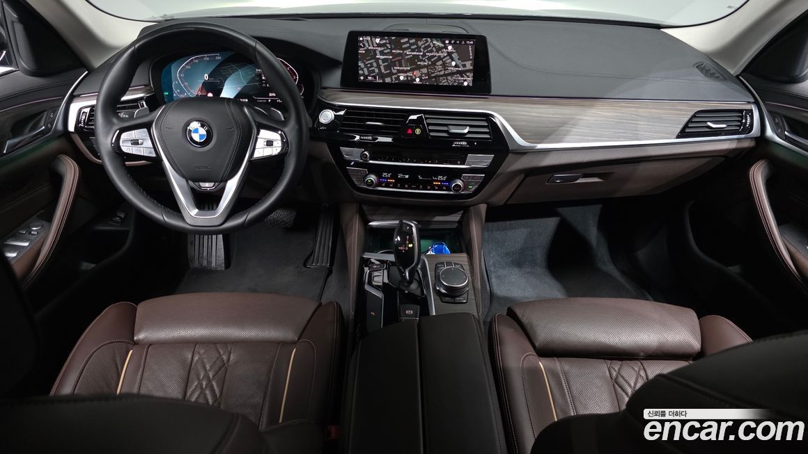 BMW 5-Series 2020