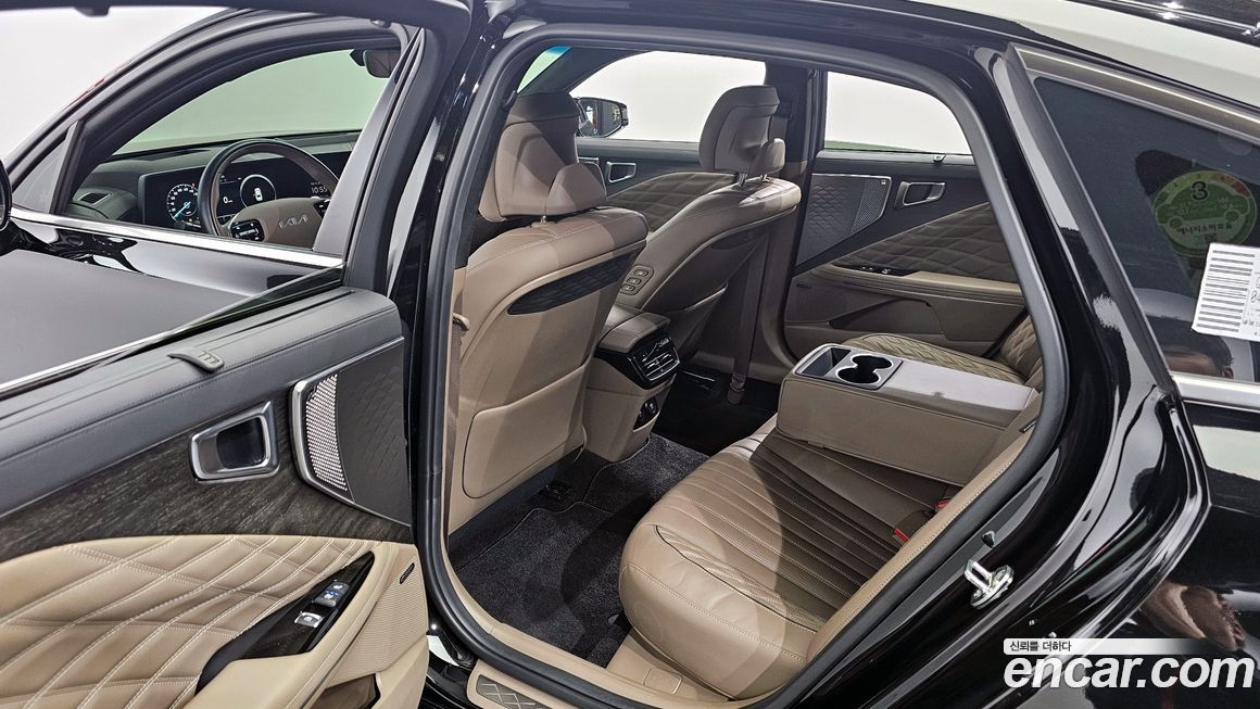 Kia K8 2023