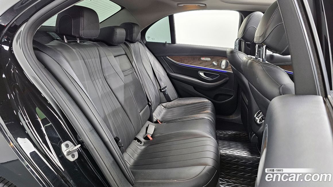 Mercedes-Benz E-Class 2020