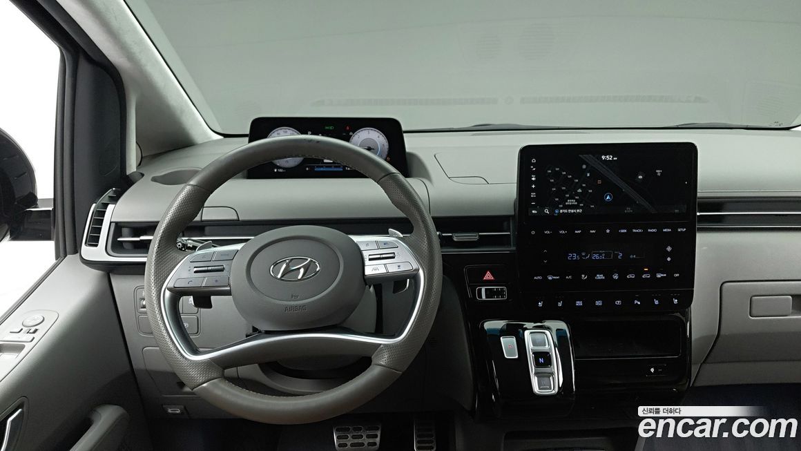 Hyundai Staria 2022