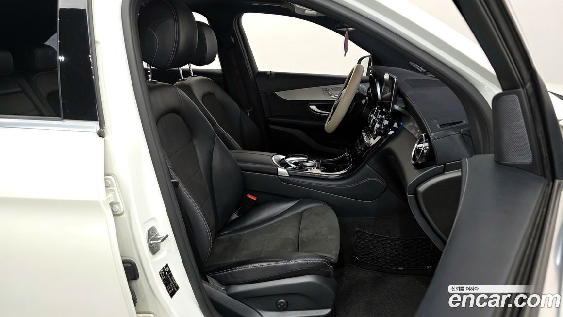 Mercedes-Benz GLC-Class 2018